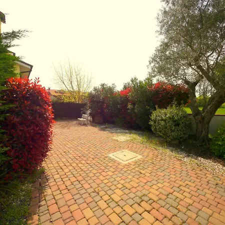 Fiori Dalia Villa